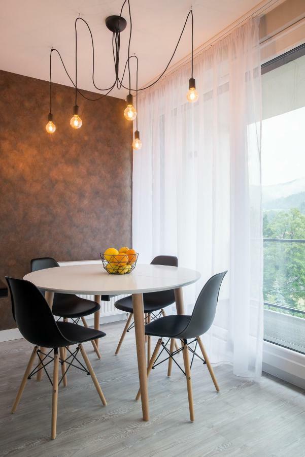 Apartament Pod Lasem Apartment Щирк Екстериор снимка